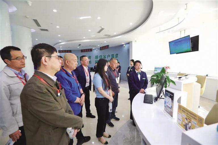 Chia sẻ thông minh điện lực, động lực xanh cho tương lai.